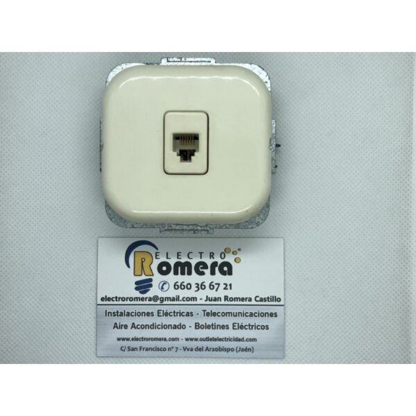 TOMA TELEFONO 4 contactos LX BLANCO MARFIL 1 TOMA TELEFONO 4 contactos LX BLANCO MARFIL