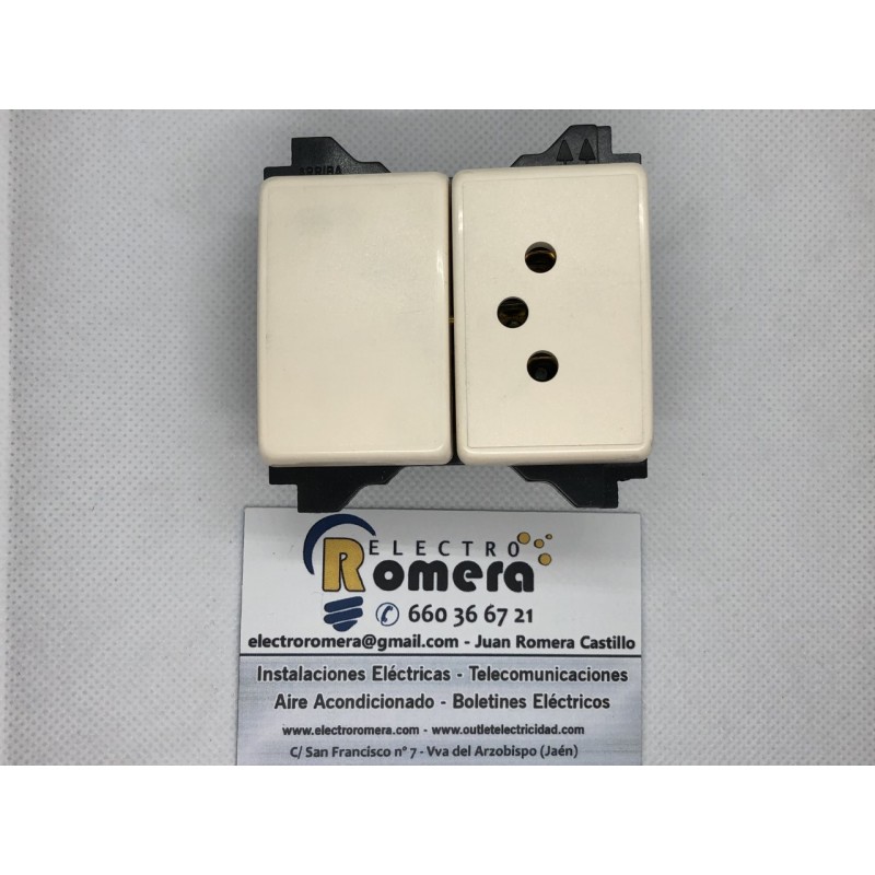 INTERRUPTOR + ENCHUFE 3P MARFIL ARLANZA