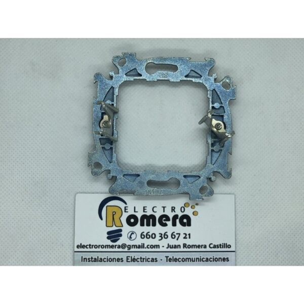 BASTIDOR EUNEA SM PARA 2 ELEMENTOS CON GARRAS