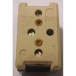 BASE ENCHUFE TRIPOLAR 16A 380V GRIS