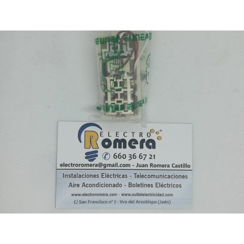 BASE ENCHUFE TELÉFONO MARFIL EUNEA