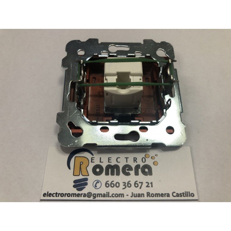 CONECTOR HEMBRA RJ 45 ( MECANISMO Y TAPA ) COBRE JAIPUR