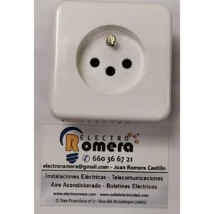 BASE ENCHUFE TT DESPLAZADA SEGURIDAD 10024