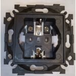 Base schuko 2p t 16A con bastidor sin garras original 30036.90 EUNEA SM