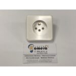 PLACA BASE ENCHUFE II+TT DESPLAZADA BLANCO BJC IBIZA 10725 B