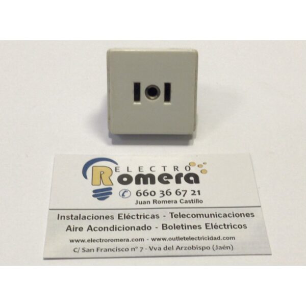 BASE DE ENCHUFE NORMAL TT BJC 937 1 BASE DE ENCHUFE NORMAL TT BJC 937