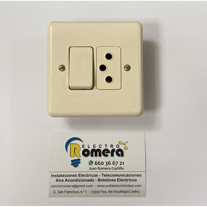 CONMUTADOR + ENCHUFE T.T DESPLAZADA COLOR MARFIL SERIE IMPACT PLASTIMETAL 9624