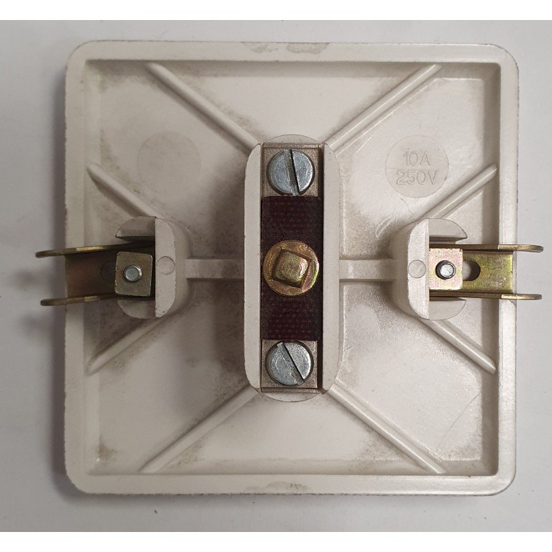 BASE ENCHUFE AMERICANO 10 A 250 V 25435B 3 BASE ENCHUFE AMERICANO 10 A 250 V 25435B