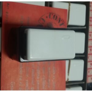 PORTAFUSIBLE CORTACIRCUITO I BLANCO METROPOLIS/EUNEA 3037-B UNIPOLAR REACONDICIANADO