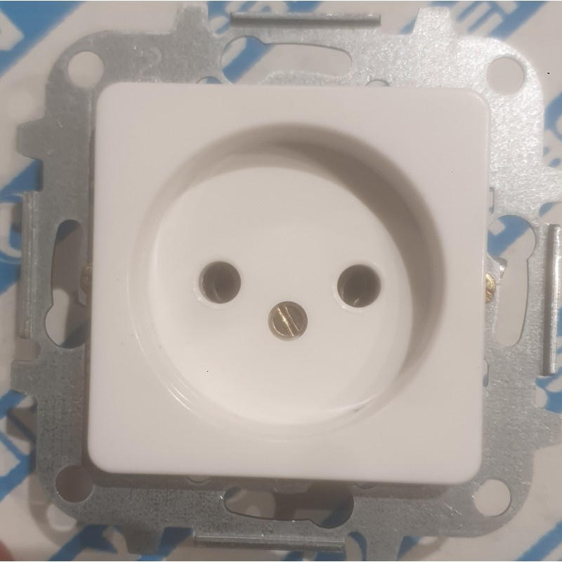 ENCHUFE 2P 10-16A/250 V BLANCO ALPINO 5103BA