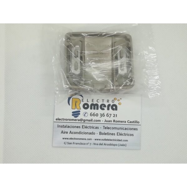 TAPA PARA SALIDA DE CABLES PARA PULSADOR TIRADOR SERIE ARCO COBRE 8207 CU 4 TAPA PARA SALIDA DE CABLES PARA PULSADOR TIRADOR SERIE ARCO COBRE 8207 CU