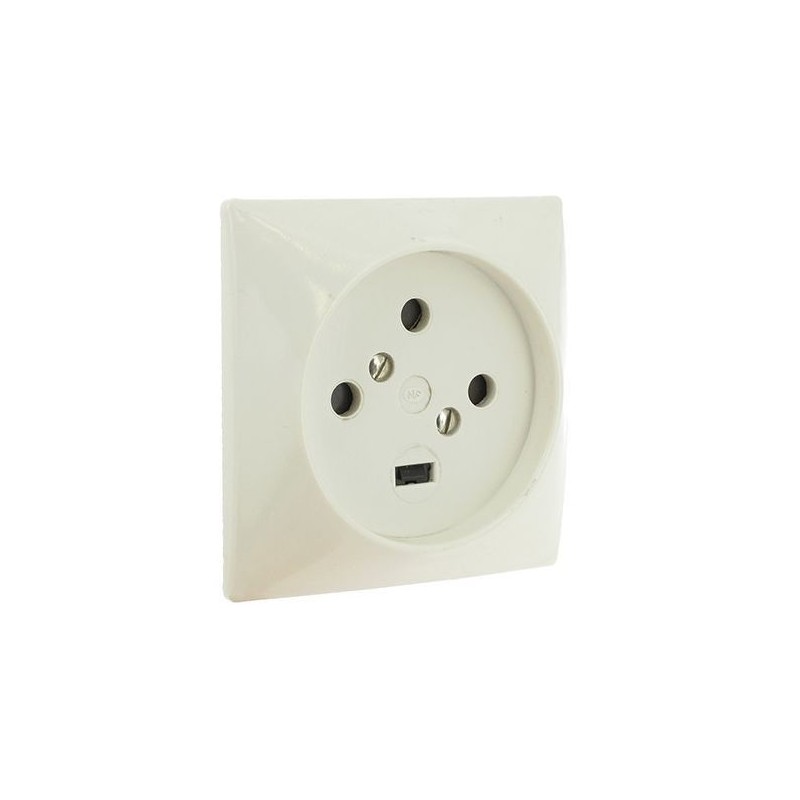 Base de Enchufe 3 P + T Legrand 55425