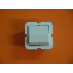 conmutador  blanco 646 NC READONDICIONADO BUEN ESTADO