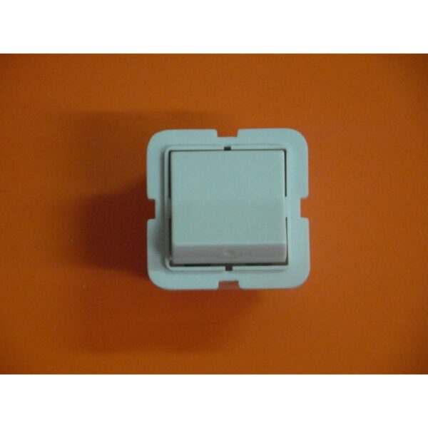 conmutador  blanco 646 NC READONDICIONADO BUEN ESTADO