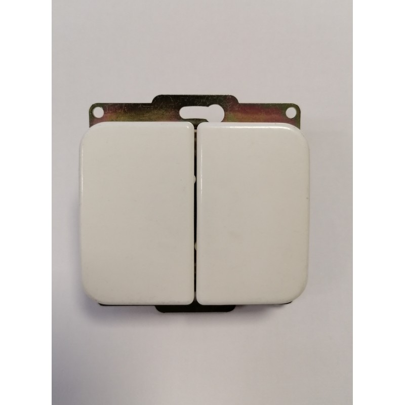 DOBLE CONMUTADOR BLANCO LEGRAND PRESIDENTE REF. 705 05