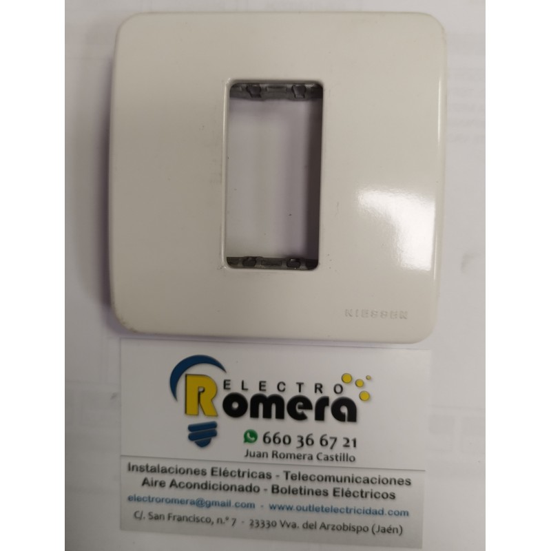 Placa con garras sin tornillos 1 módulo 2271.3 BA 1 Placa con garras sin tornillos 1 módulo 2271.3 BA