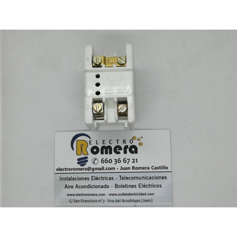 INTERRUPTOR MAS CORTACIRCUITO GRIS METROPOLI 16A 380V 3058 G 3 INTERRUPTOR MAS CORTACIRCUITO GRIS METROPOLI 16A 380V 3058 G