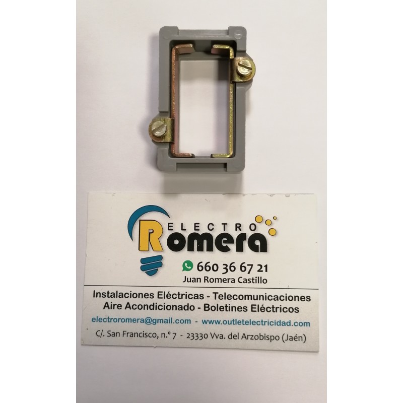 PLAQUITA ACOPLAMIENTO PARA MECANISMOS SERIE LINEAL EN COLOR GRIS REF. 3097