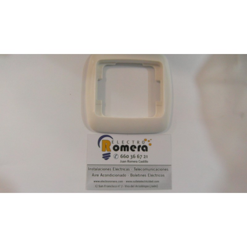 Marco un elemento MARFIL alpino moderna 8271BM