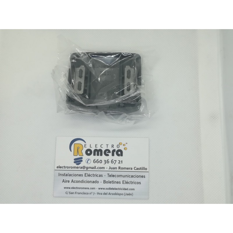 TAPA PARA SALIDA DE CABLES PARA PULSADOR TIRADOR SERIE ARCO ANTRACITA 8207 AN