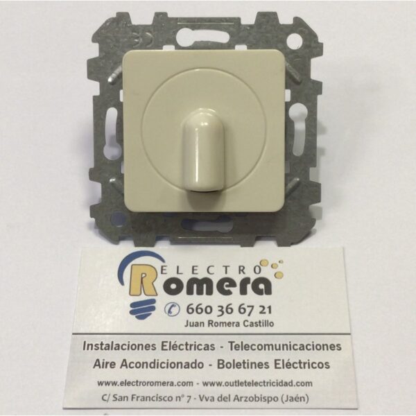 SALIDA CABLE COLOR BLANCO NIESSEN LISSA 5007 1 SALIDA CABLE COLOR BLANCO NIESSEN LISSA 5007