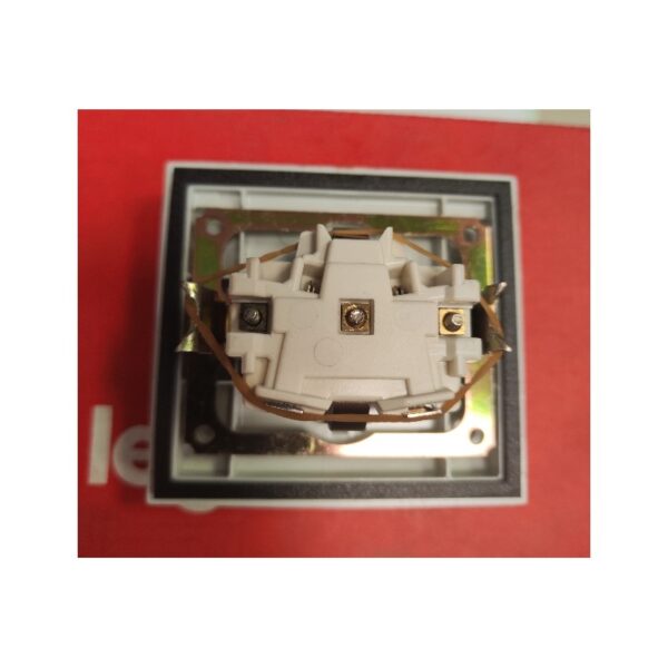 LEGRAND 90432 ENCHUFE SHUCKO