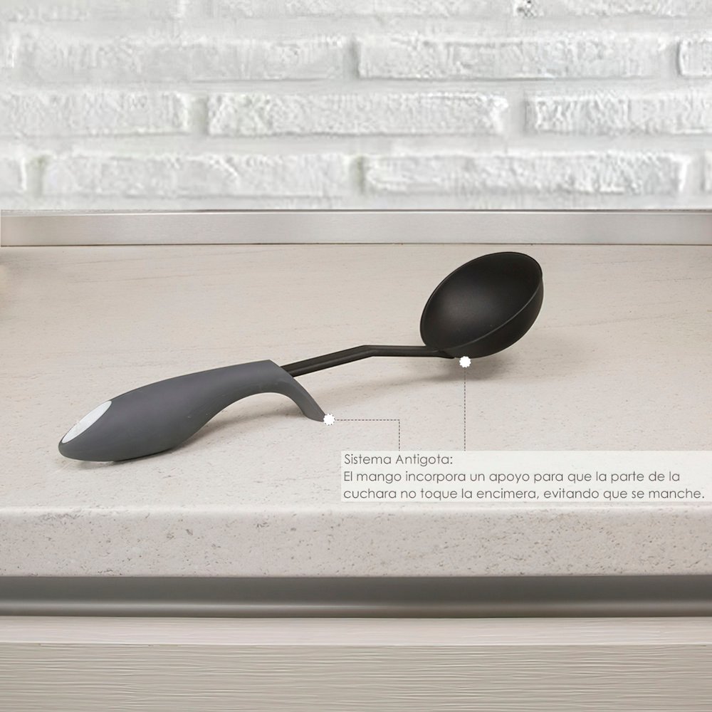 Cucharon Servir Cocina Nylon Con Mango Antigotas Engomado 32 x 9,8 cm. 2 Cucharon Servir Cocina Nylon Con Mango Antigotas Engomado 32 x 9,8 cm.
