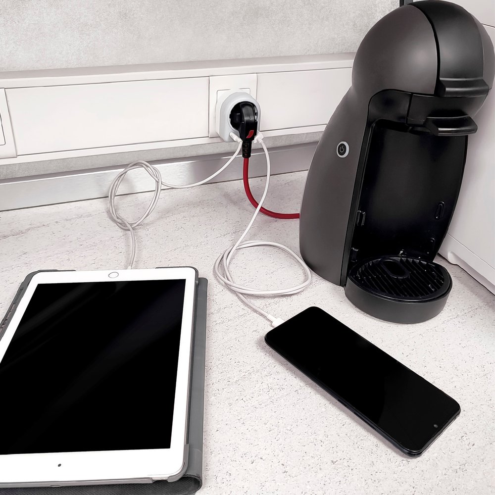 Enchufe / Adaptador Schuko Con 2 Tomas, USB A / C. Potencia Maxima 3680 W. Cargador Moviles, Cargador 2 Tomas, Adaptador Moviles 4 Enchufe / Adaptador Schuko Con 2 Tomas, USB A / C. Potencia Maxima 3680 W. Cargador Moviles, Cargador 2 Tomas, Adaptador Moviles
